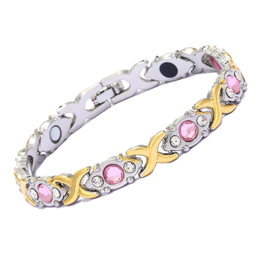 European & American Trendy Clover Magnetic Bracelet for Women – Lightweight Alloy with Rhinestones
